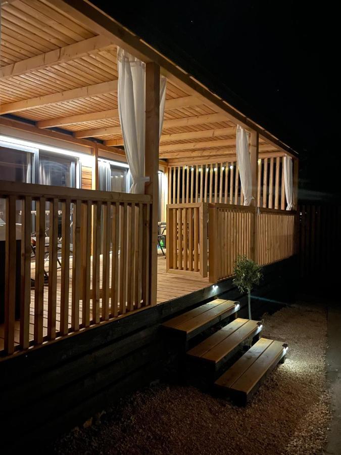 Mobile Home Aurora เซลเซ ภายนอก รูปภาพ